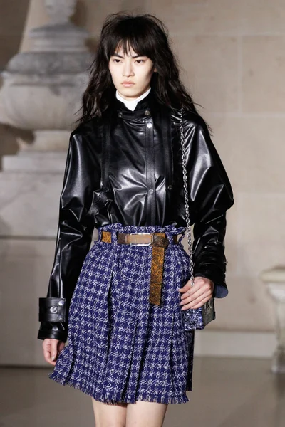 Look 35